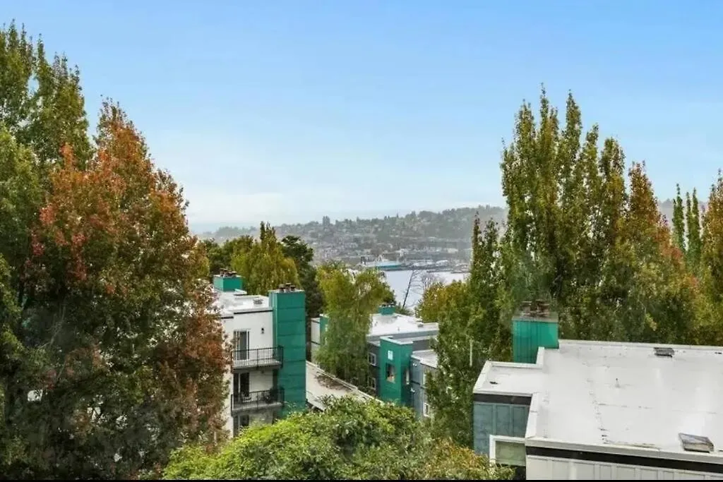 Travelers Dream, Walk To Space Needle, Parking, Backyard Σιάτλ