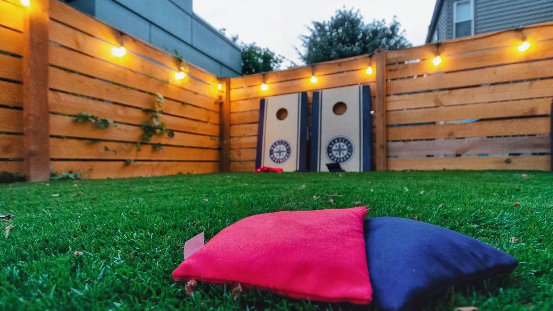 Travelers Dream, Walk To Space Needle, Parking, Backyard Сиэтл США